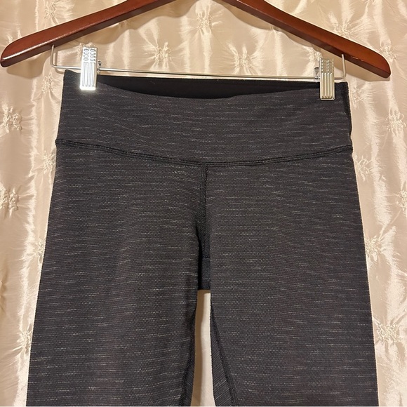 Lululemon Wunder Under Crop Leggings  Pique Luon Black - Picture 5 of 13